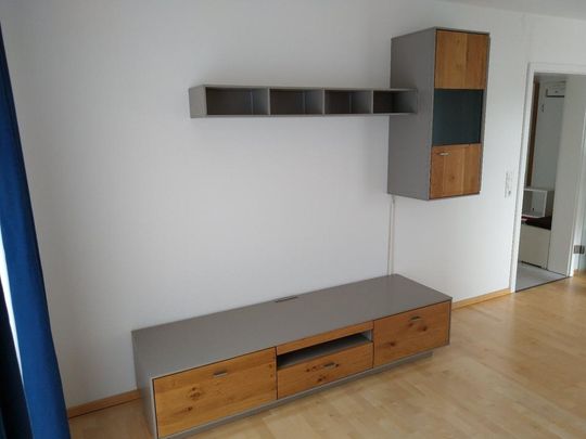 Neuwertige helle 2 Zimmer ETW; zentral DEG; gehobene Ausstattung - Photo 1