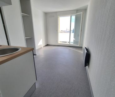 Location Appartement 1 pièce 18m² NIMES 30000 - Photo 5