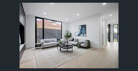 STRIKING COMTEMPORARY FAMILY TOWNHOUSE IN A COVETED LOCATION - Photo 2