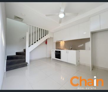 1 Bedroom studio in great location!! Affordable - Photo 2