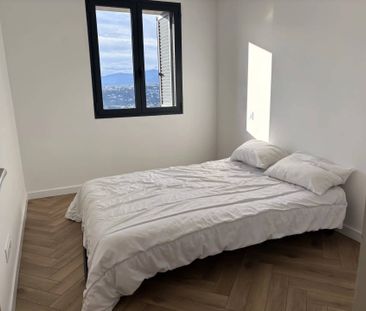 NICE OUEST - MAISON 3 PIECES MEUBLE- PARKINGS - Photo 5