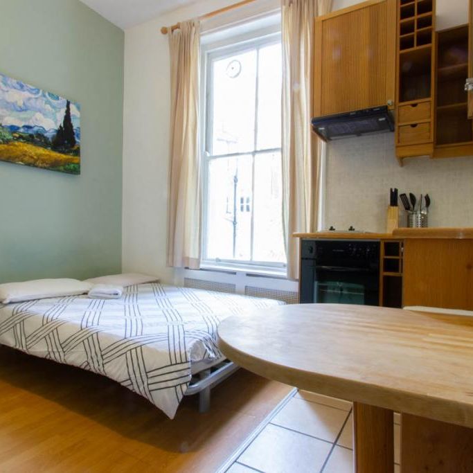 Flat 11 Gloucester Street, Pimlico SW1V 2DB - Photo 1