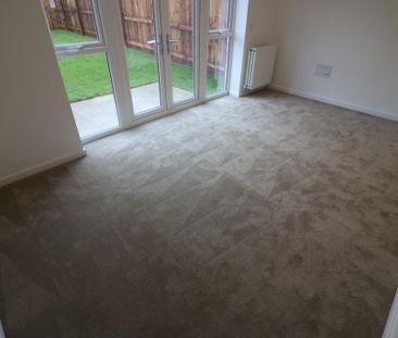 3 bedroom end of terrace house to rent - Photo 6