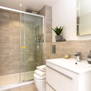 Parkview House, Wokingham Parkview House, Wokingham - Photo 2