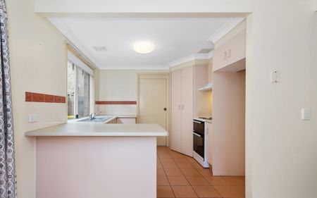 Beautiful 3 bedroom townhouse close to town - Photo 4