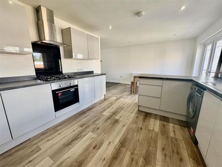 2 bedroom detached bungalow to rent - Photo 5