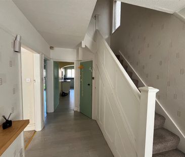 Earlham Grove, Weston-Super-Mare - Photo 6