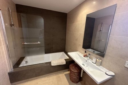2 Bedroom Apartment For Rent in New Golden Mile, Málaga - Photo 4