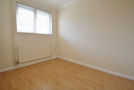 2 bedroom bungalow to rent - Photo 4