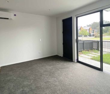 3 Bedroom Townhouse in Kumeu - Photo 1