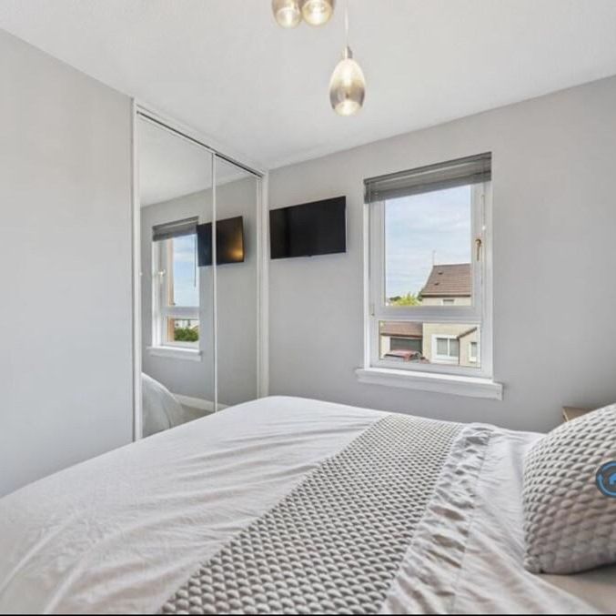 2 bedroom semi-detached house to rent - Photo 1