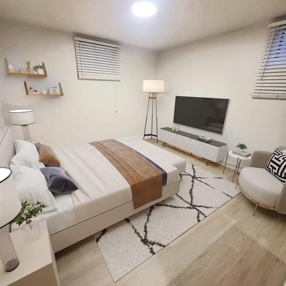 For Lease - 230 Helena Avenue Unit# Basement, Hamilton, Ontario - Photo 1