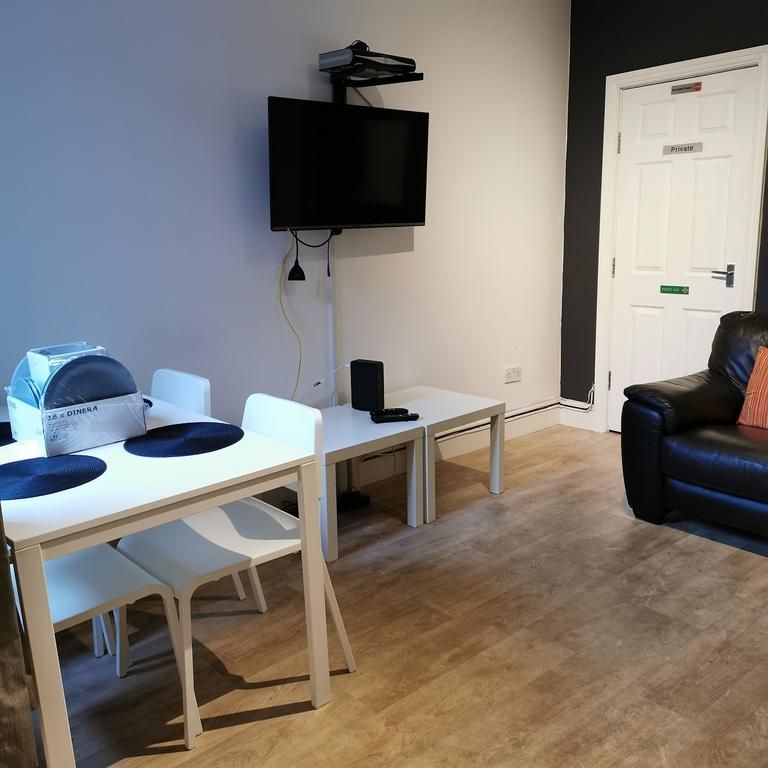 5 bedroom house to rent - Photo 1