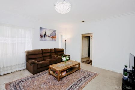 3 Bed, 2 Bath - Photo 2