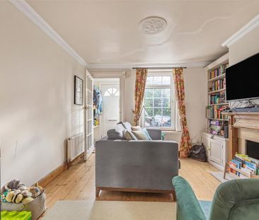 2 bedroom semi-detached house to rent - Photo 2