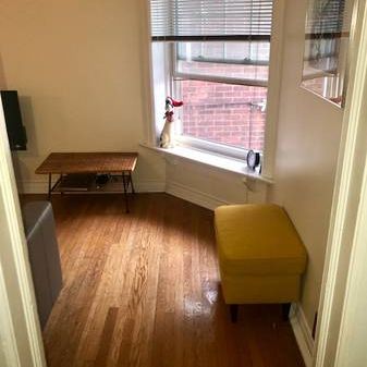 BEAUTIFUL 1 BEDROOM UPPER UNIT RENTAL - Photo 4