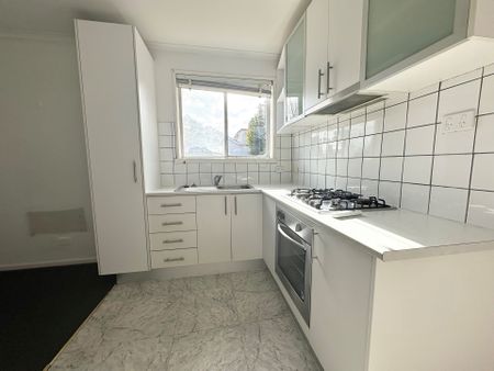 1/147 Westgarth Street, Northcote - Photo 4