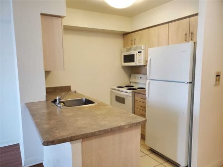 For Lease - 4968 Yonge Street Unit# 1102, Toronto, Ontario - Photo 3