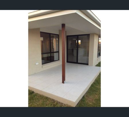 5 Brodie Drive, Gracemere, Qld 4702 - Photo 2