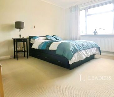 3 bedroom bungalow to rent Pinewood Close, Bourne, PE10 - Photo 3