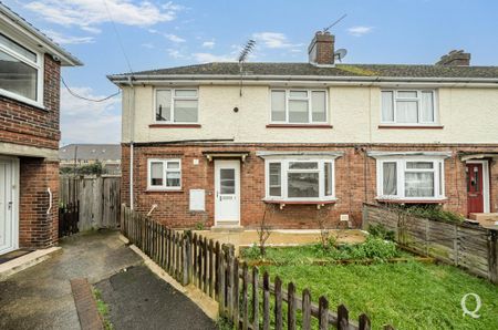 3 bedroom end of terrace house to rent - Photo 3