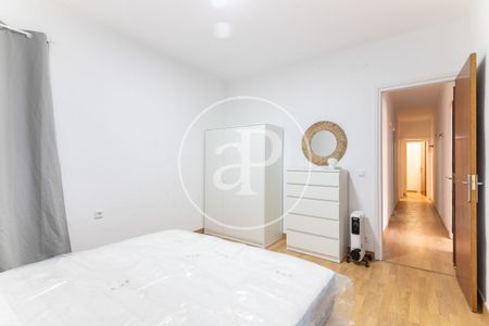 Apartment for Rent in Sants District - Photo 5