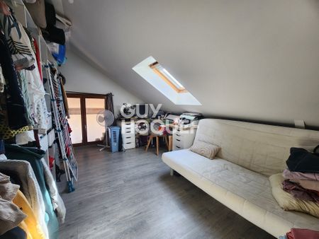 APPARTEMENT À LOUER DE 5 PIÈCES DE 95,67 M² - Photo 3