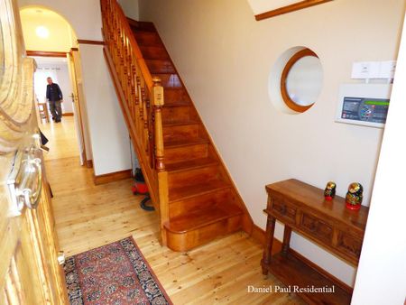 1 bedroom in a house share to rent - Photo 5