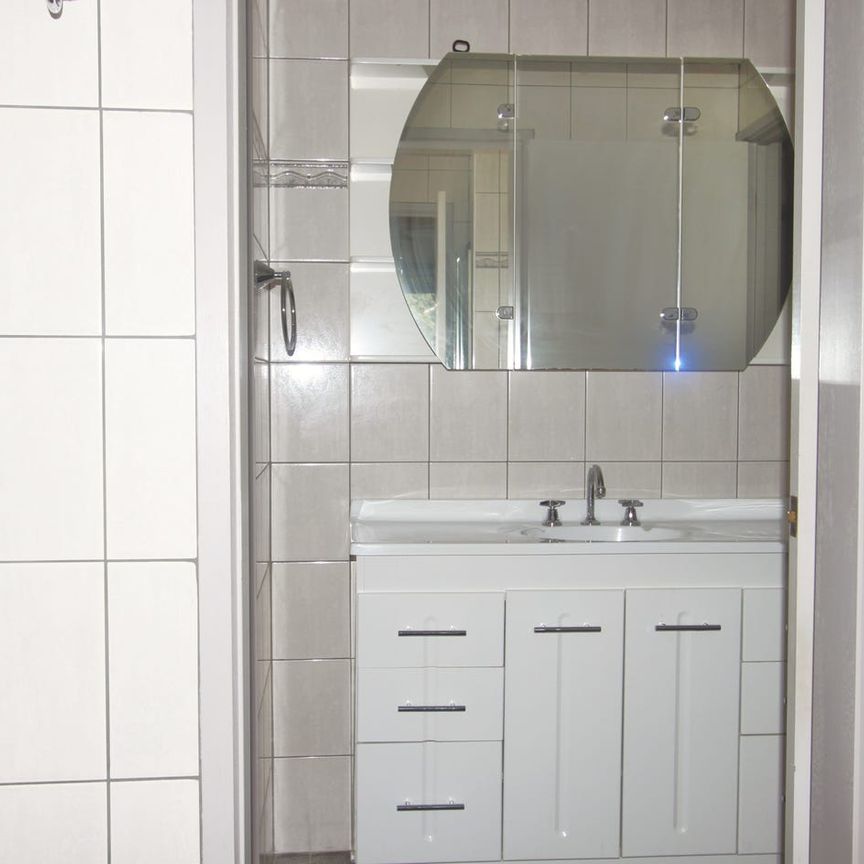 6 Mariposa Court, Wantirna South, Vic 3152 - Photo 1