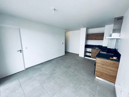 Location Appartement 2 pièces 41m² - Photo 2