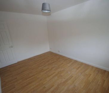 Studio to rent - Photo 6