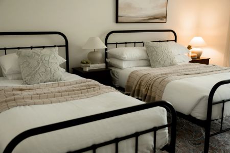 Elegant Family Living in a Sought-After Locale - Photo 2