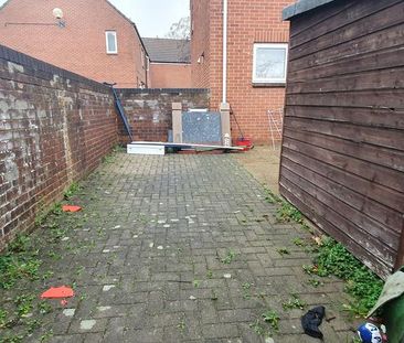 3 bedroom character property to rent - Photo 4