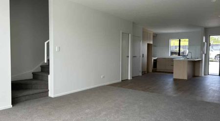 2/24 Akakura Terrace, Peacocke, Hamilton - Photo 2