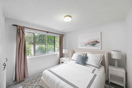 Peaceful, Light & Airy 2 Bedroom Unit in Well Maintained 'Estoril' Complex - Photo 5