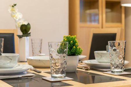 1 bedroom serviced apartment to rent - Photo 3