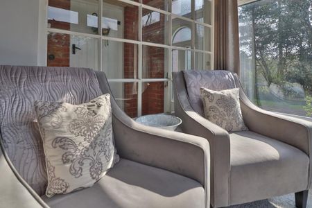 5 bedroom detached house to rent - Photo 3