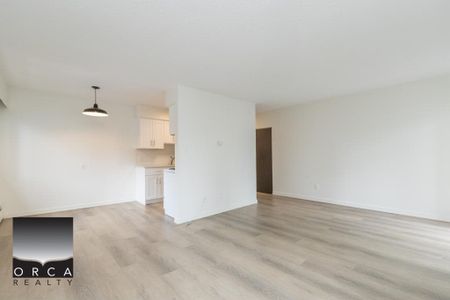 6-1630 Chesterfield Avenue, North Vancouver - Photo 2