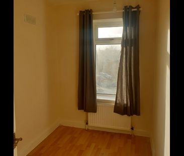 3 Bed Semi-Detached House, Perkyn Terrace, S5 - Photo 3