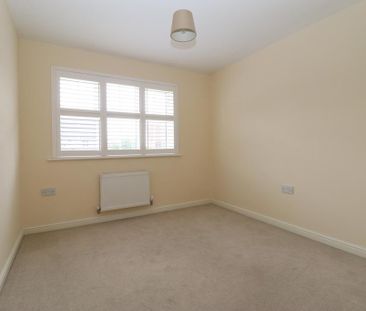 4 bedroom detached house to rent - Photo 6