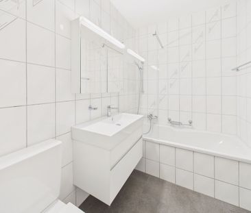 Helle 4-Zimmer Wohnung mit schönem Ausblick in Bern - Photo 5