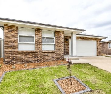 16 William Maker Drive, Orange. - Photo 4