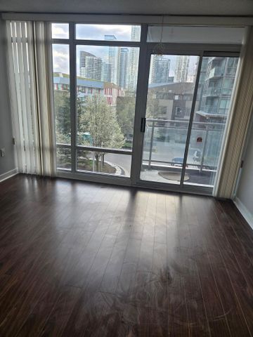 For Lease - 15 Brunel Court Unit# 327, Toronto, Ontario - Photo 2