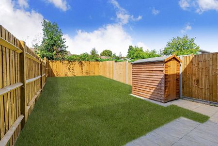 2 bedroom semi-detached house to rent - Photo 3