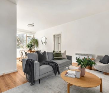 Treetop Views and Parkside Living in the Heart of Windsor - Photo 2
