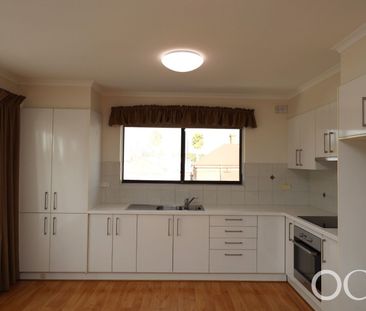 Open the Door to Simple, Comfortable Living - Photo 6