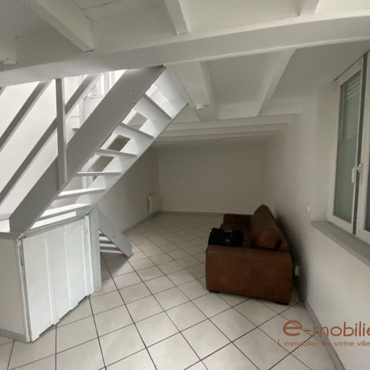 Appartement à louer, 3 pièces - Loos 59120 - Photo 1