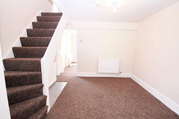 2 bedroom semi-detached house to rent - Photo 1