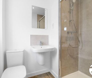 3 bedroom end of terrace house to rent - Photo 4