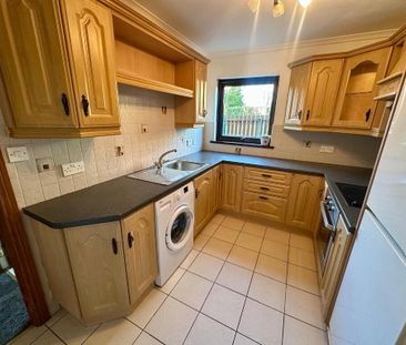 9a Barna Square, Rathcoole, Newtownabbey, BT37 9BY - Photo 2